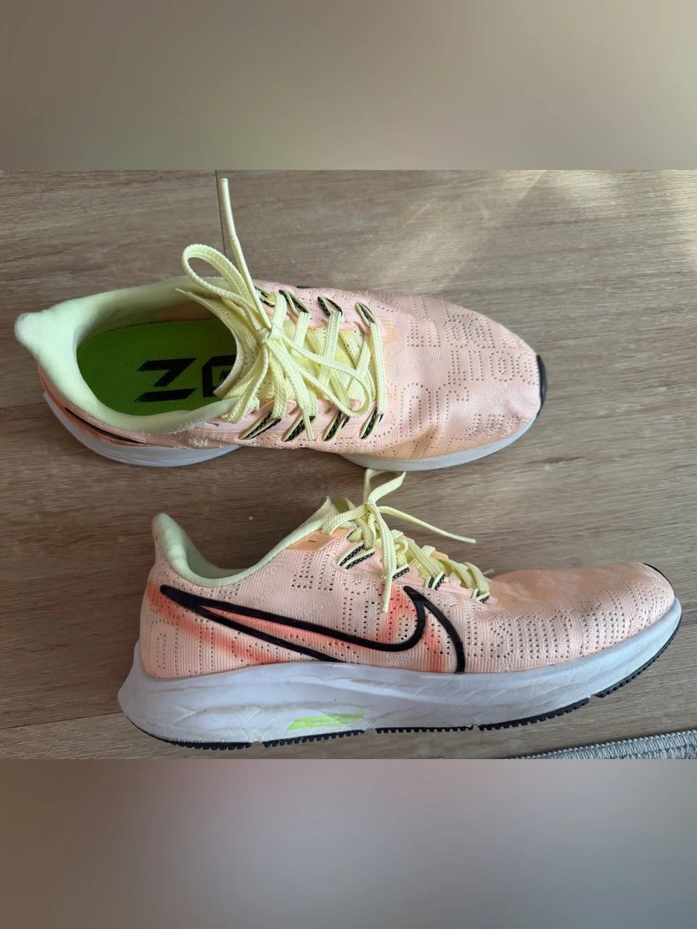 Nike Peach and Yellow Running Shoes with Black Swoosh